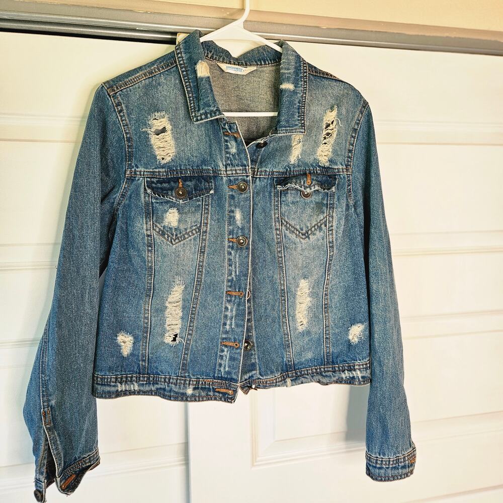 Highway Jeans Distressed Cropped Denim Jacket Light Wash Large - Picture 1 of 6